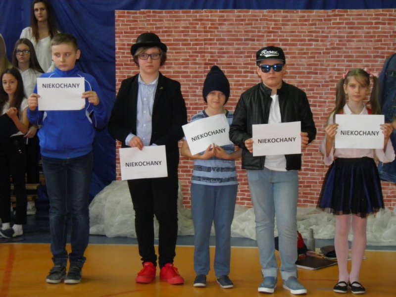 Przedstawienie "Niekochany"